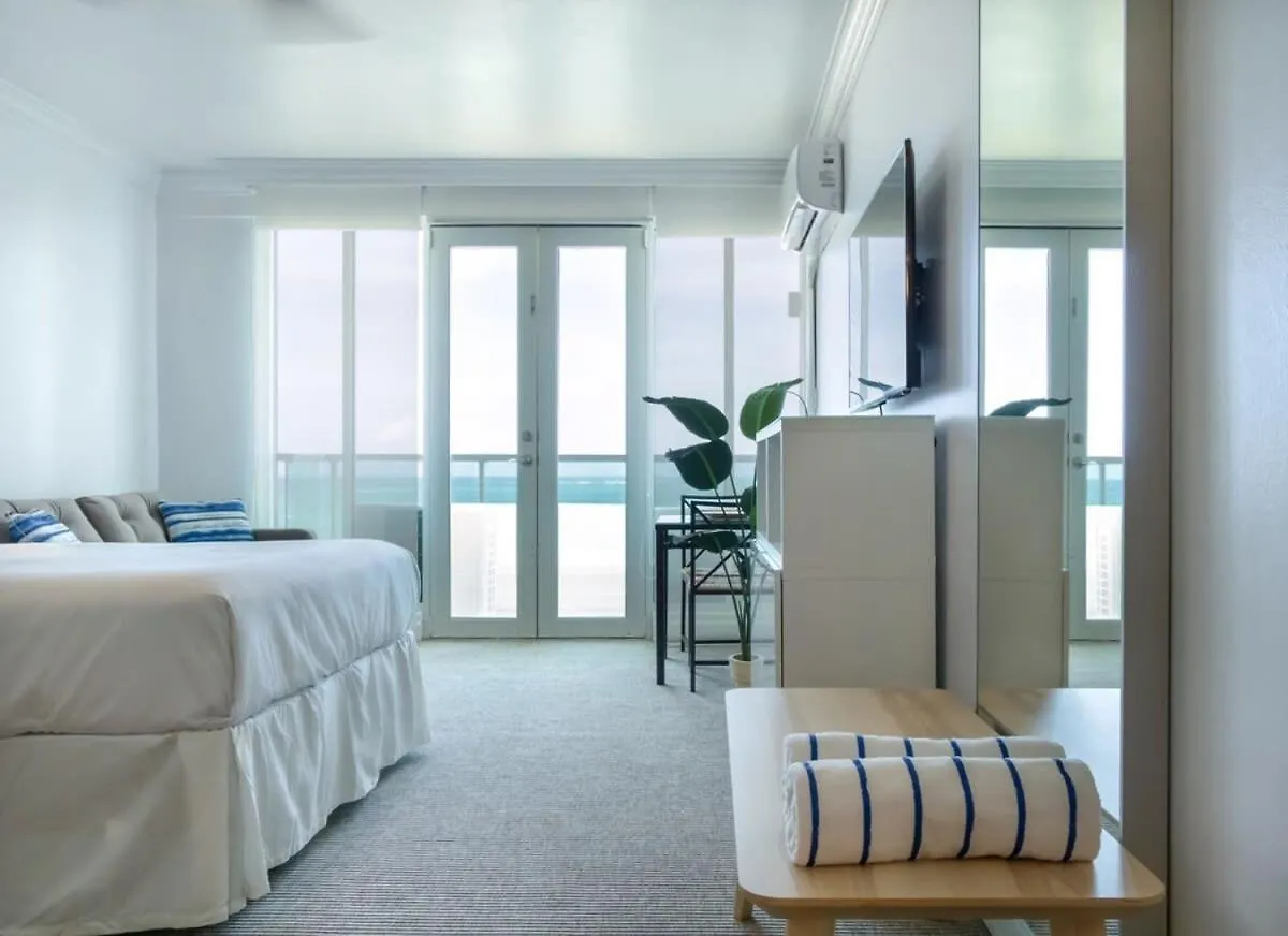 Gasthof Hotel San Cristobal Studio - Oceanfront In Trendy Condado Location San Juan